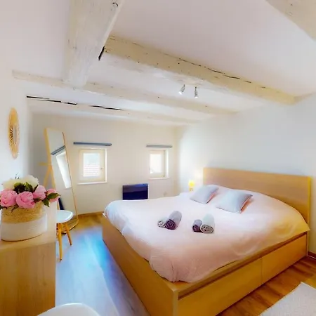 Apartment Marche Pop Stan